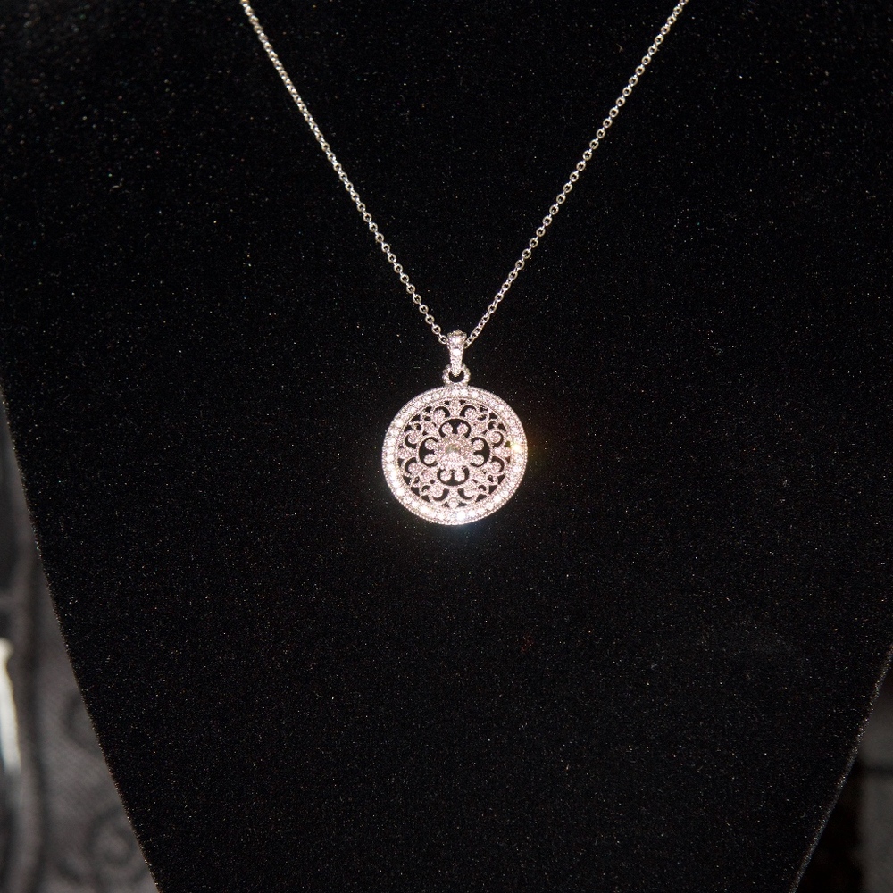 14kt Gold Dipped Topaz Detailed Pave Necklace - Picture 5 of 6